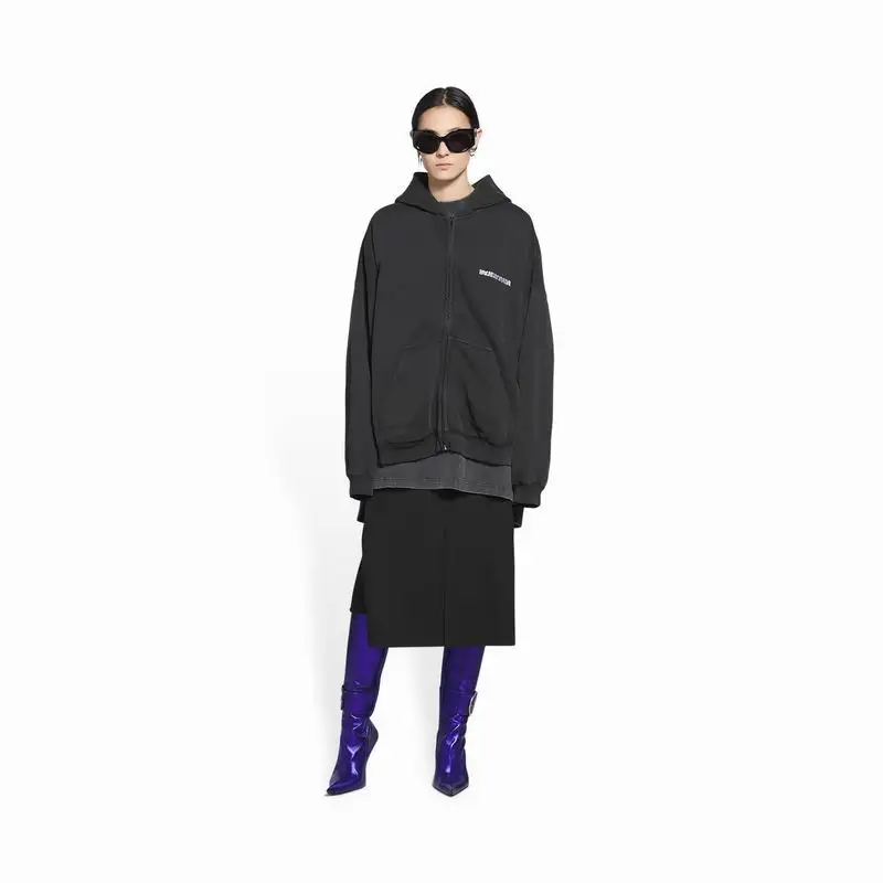 Balenciaga S-XL xbtx8133 (1)